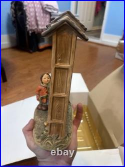 Goebel Hummel Artist Signed LET'S TELL THE WORLD Figurine #487 Century Collect
