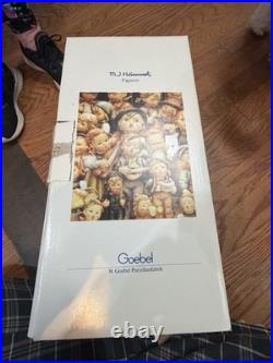 Goebel Hummel Artist Signed LET'S TELL THE WORLD Figurine #487 Century Collect