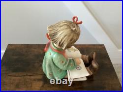 Goebel Hummel BOOK WORM 3/II Girl Reading TMK5 Large 9.5 Tall