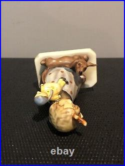 Goebel Hummel Behave! Figurine #339 Exclusive Club Edition 778