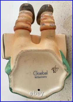 Goebel Hummel Bookworm Pair Boy & Girl W Germany No Box