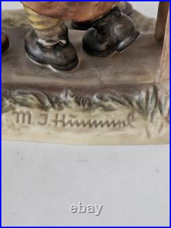 Goebel Hummel CENTURY COLLECTION LET'S TELL THE WORLD 10 Figurine TMK6