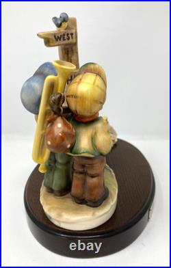 Goebel Hummel Crossroads & Berlin Wall 331 Military Freedom with Base Mint