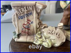 Goebel Hummel Crossroads Century Collection L. Ed 03203 / 20000
