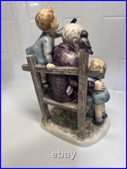 Goebel Hummel Exclusive Edition MI Hummel Club 621 At Grandpa's TMK 7 W Box COA