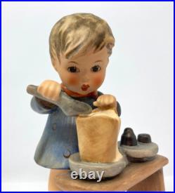 Goebel Hummel Fair Measure 345 Old Style Eyes Open Figurine TMK 5 Excellent