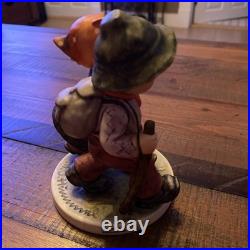 Goebel Hummel Figurine Going Home #383 1972 5 1/4 Goebel Hummel Figurine Going Home #383 1972 5 1/4