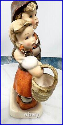 Goebel Hummel Figurine SURPRISE # 94 / I 6.00 Tall Full Bee 1950-1959