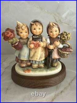 Goebel Hummel Figurine Trio of Wishes #721 TMK7 Second Edition 19973492/20000