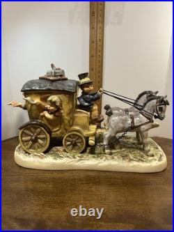 Goebel Hummel Fond Goodbye 660 Figurine