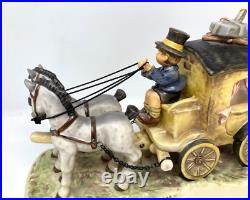 Goebel Hummel Fond Goodbye 660 Figurine Mint in Box with COA