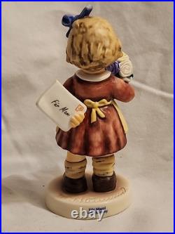 Goebel Hummel For Mommy 2258 TMK8 2007 Figurine First Issue Germany Goebel Hummel For Mommy 2258 TMK8 2007 Figurine First Issue Germany