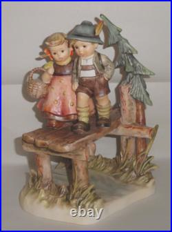 Goebel Hummel Germany Figurines On Our Way Large Rare Porcelain #472 Goebel Hummel Germany Figurines On Our Way Large Rare Porcelain #472