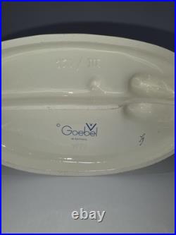 Goebel Hummel HUM#177 School Girls-Large 9.5 in-TMK 3, NEAR MINT, no box Goebel Hummel HUM#177 School Girls-Large 9.5 in-TMK 3, NEAR MINT, no box