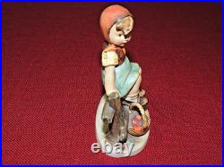 Goebel Hummel Just Resting TMK 112/1, Full bee, Crown, Signed W Goebel, NrMT
