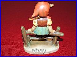Goebel Hummel Just Resting TMK 112/1, Full bee, Crown, Signed W Goebel, NrMT
