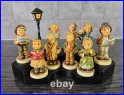 Goebel Hummel Kinder Choir Set 9 Figurines Wooden Display Lamp Post