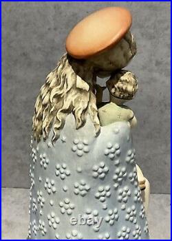 Goebel Hummel Large 11.5 Flower Madonna Figurine #10/111 TMK3
