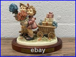 Goebel Hummel Love's Bounty #751 1996 Century Collection WithBox & Certificate
