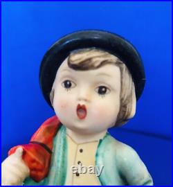 Goebel Hummel MERRY WANDERER 1949 US ZONE GERMANY TMK1 CROWN 11/0 Quartered Base