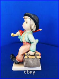 Goebel Hummel MERRY WANDERER 1949 US ZONE GERMANY TMK1 CROWN 11/0 Quartered Base