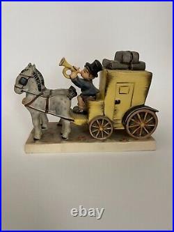 Goebel Hummel'Mail Coach' #226 4.25 x 6