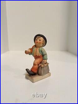 Goebel Hummel Merry Wanderer 11 2/0 Figurine