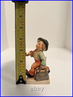 Goebel Hummel Merry Wanderer 11 2/0 Figurine