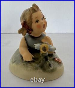Goebel Hummel Miss Beehaving #2105 TMK 8 MIB R16929 Exclusive Edition 1998