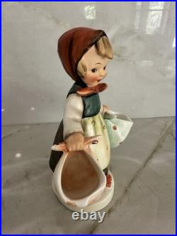 Goebel Hummel Mother's Darling 5 1/2 inch #175 TMK-5Germany