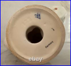 Goebel Hummel Mother's Darling 5 1/2 inch #175 TMK-5Germany