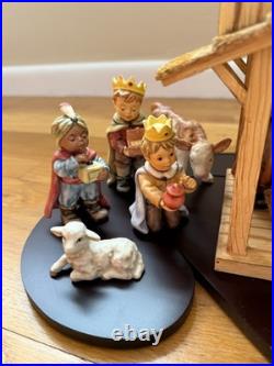 Goebel Hummel Nativity Set with Wooden Stable 12 Figures + Original Boxes