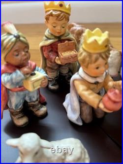 Goebel Hummel Nativity Set with Wooden Stable 12 Figures + Original Boxes