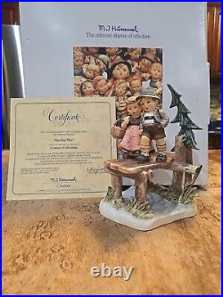 Goebel Hummel On Our Way! #175 Hum 472 in Original Box Signed with COA VERY RARE