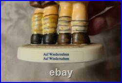 Goebel Hummel Porcelain Figurine Wall & Base? Berlin Airlift Memorial #5715519