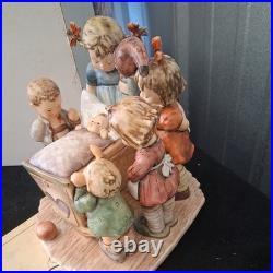 Goebel Hummel Rock A Bye # 574 Century Ltd TMK7 With Box & COA Excellent 1993