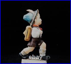 Goebel Hummel School Boy Boy With Backpack #82/0 Figurine