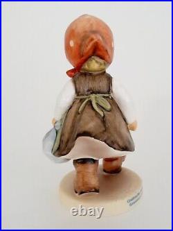 Goebel Hummel Signed By Christian Goebel Grandma's Girl Figurine #561 4 Tall