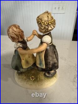 Goebel Hummel Spring Dance Sommertanz Figurine W Germany