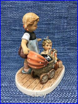 Goebel Hummel That's My Carriage 2360 Figurine Limited Edition 153/1999 Mint