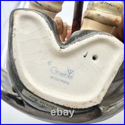 Goebel Hummel Umbrella Boy & Girl 152/OA 152/OB Porcelain Figurines Set