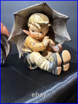 Goebel Hummel Umbrella Boy & Girl Set 152/0 & 152/0 B TMK-5 TMK-6 W. Germany