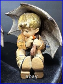 Goebel Hummel Umbrella Boy & Girl Set 152/0 & 152/0 B TMK-5 TMK-6 W. Germany