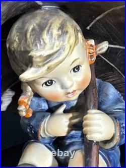Goebel Hummel Umbrella Boy & Girl Set 152/0 & 152/0 B TMK-5 TMK-6 W. Germany