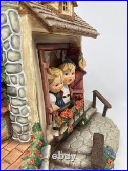 Goebel Hummel Vacation Time Set Hummelscape & Plaque 1002-D / 125 Excellent