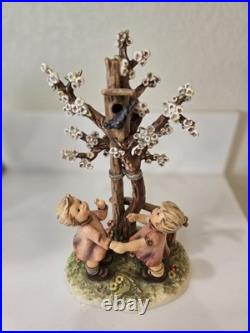 Goebel Hummel Welcome Spring #635 TMK-7 MINT withBox Signed