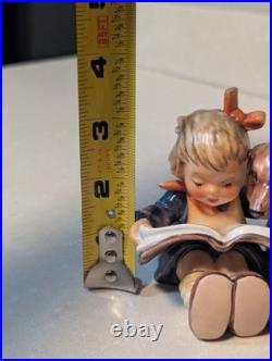 Goebel Hummel figurine Proud Moments #800, 1998 Goebel Hummel figurine Proud Moments #800, 1998