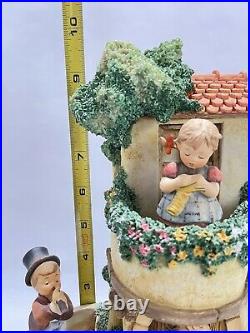 Goebel Hummelscape Torhaus Garten Display With 8 Miniature Hummel Figurines Mint