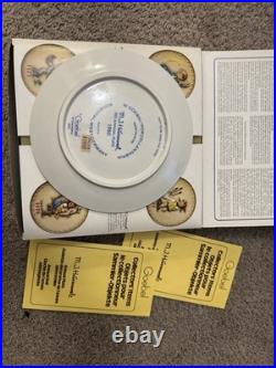 Goebel M. I. Hummel 25 Annual Plate 1972 West Germany 8 Bas Relief Porcelain