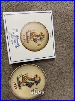 Goebel M. I. Hummel 25 Annual Plate 1972 West Germany 8 Bas Relief Porcelain